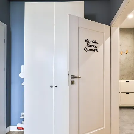 Kawalerka Cybernetyki * Varsovie